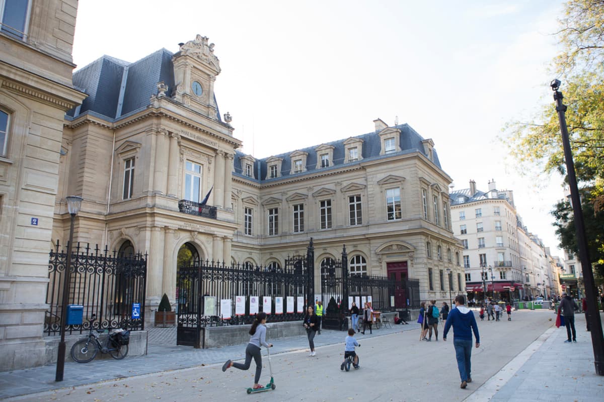 Mairie de Paris Centre 2, rue Eugène Spuller -Remise aux normes des couloirs, travaux et études