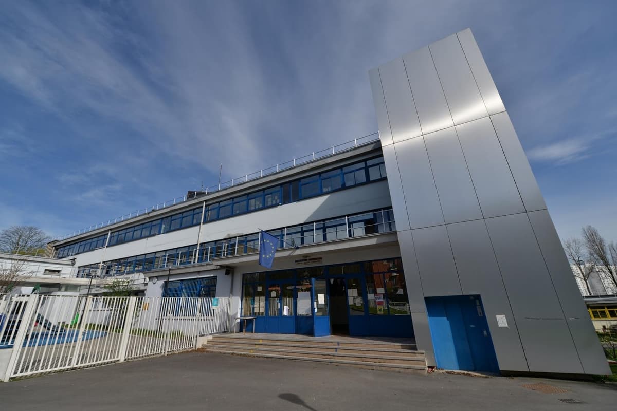 École polyvalente - 10, rue Le Vau - Cour oasis