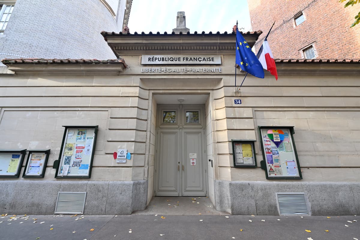 Ecole maternelle 34, rue de Sarrette - Modernisation de la cour et du réseau des eaux usées