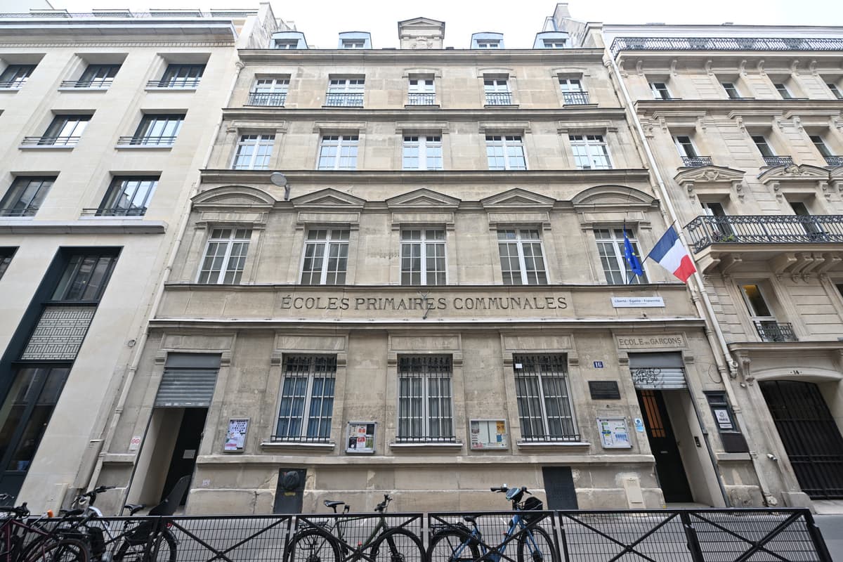 École élémentaire - 16, rue de la Victoire - Cour oasis