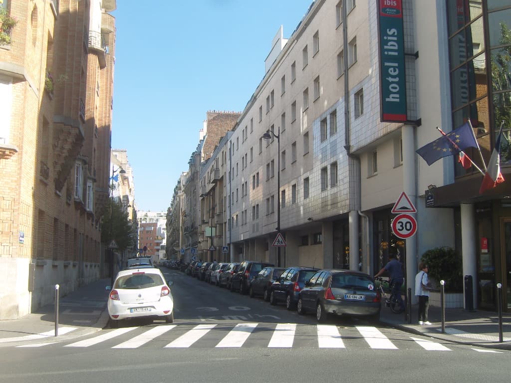 Cour oasis Ecole Rue Antoine Chantin