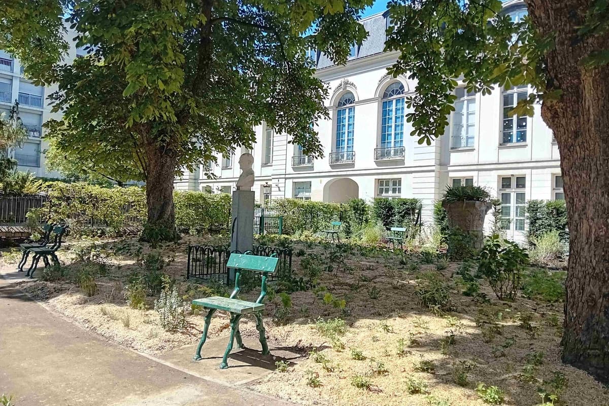 Square - 19, rue Pierre Demours - Rénovation du jardin
