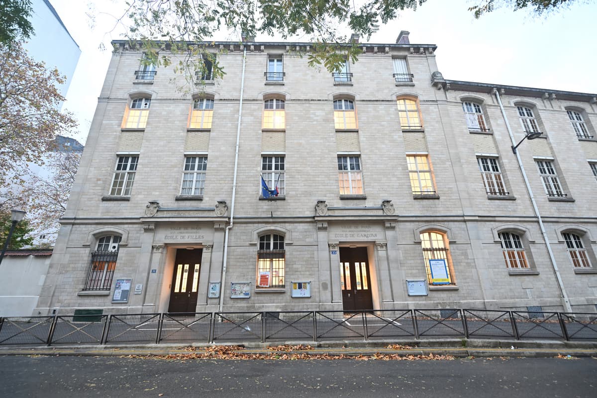 École élémentaire A - 35, rue de l'amiral Roussin - Réfection de la cour oasis