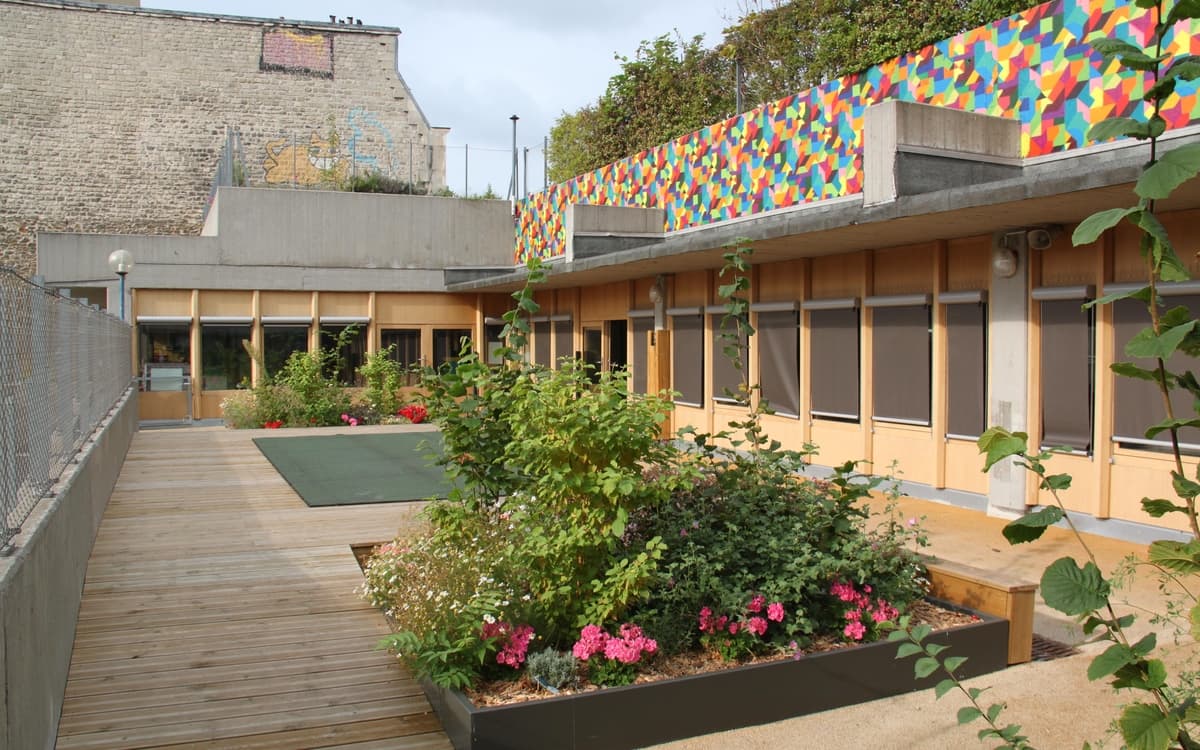 Crèche collective 1, rue Bassompierre - Aménagement de la cour extérieure
