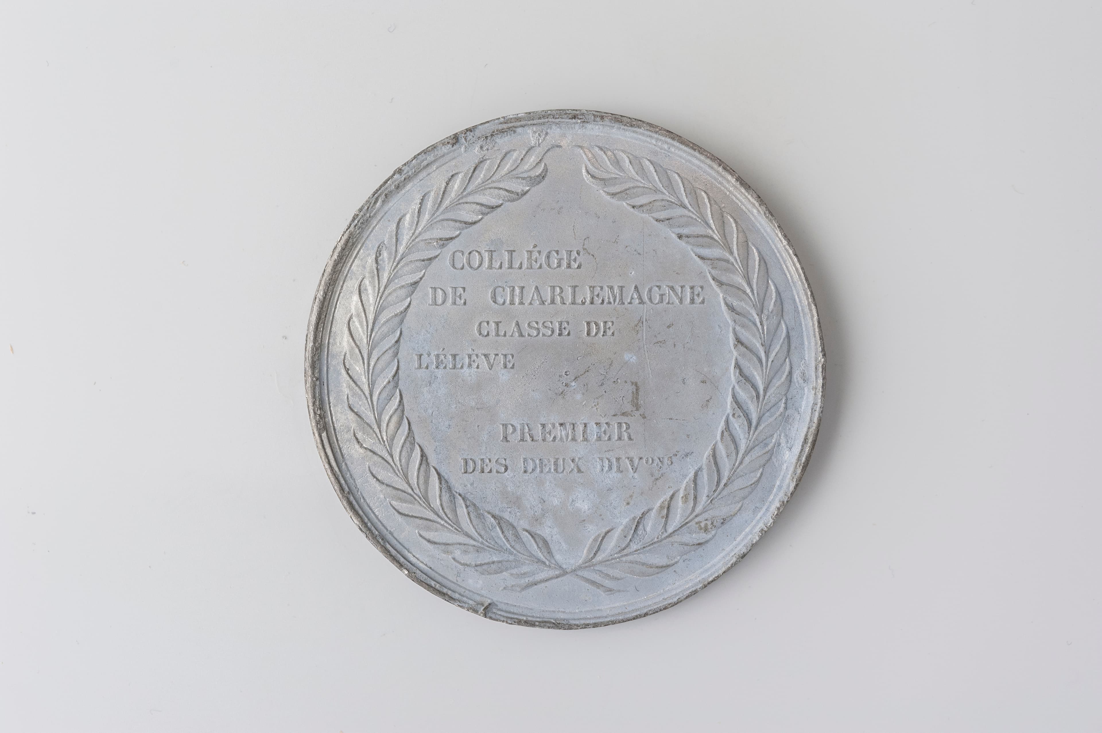 Illustration générique collège parisien
