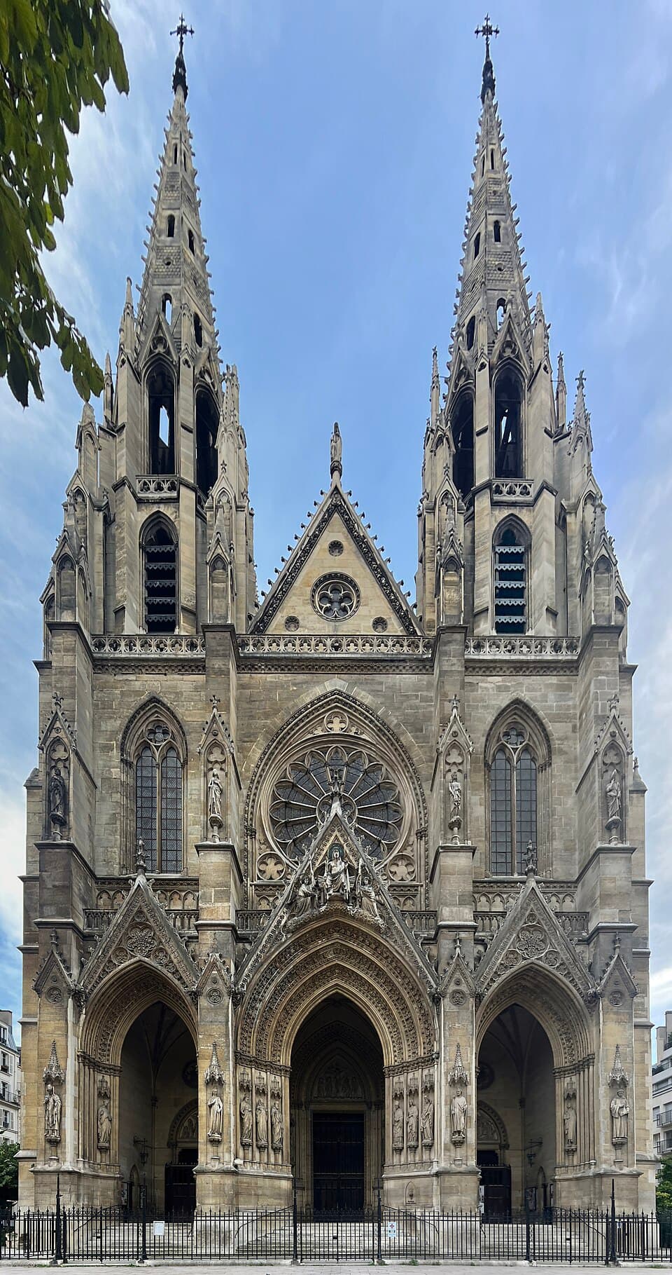 Restaurer et embellir les églises du 7e arrondissement