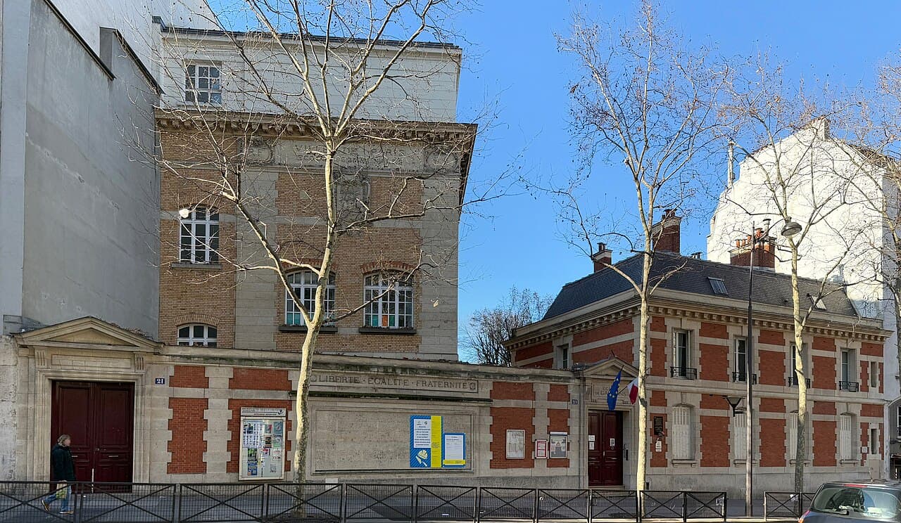 Ecole Élémentaire 23 Av Saint-Ouen - Réfection des sanitaires dans la cour