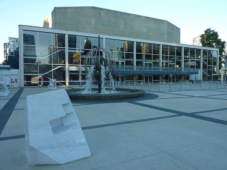 Queen Elizabeth Theatre
